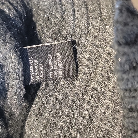 Cliché sweater large. Ex cond.  Heavy. No stains . All beads there. - Picture 6 of 8